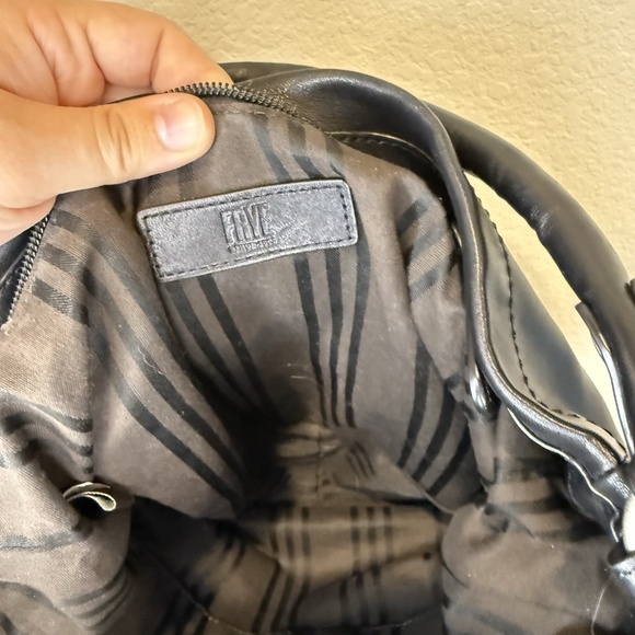 FRYE WOMEN'S MELISSA HOBO HANDBAG, POCKETS Black Missing Crossbody Strap - Picture 8 of 8
